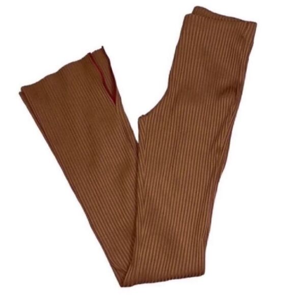 Zara High-waisted Caramel/Brown Ribbed
Pants Set (Top Medium,Bottom Small) - Picture 6 of 10